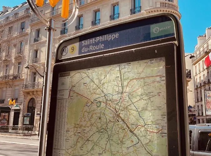 Two-bedroom Champs-elysees شقة *