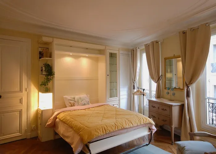 شقة Two-bedroom Champs-elysees *